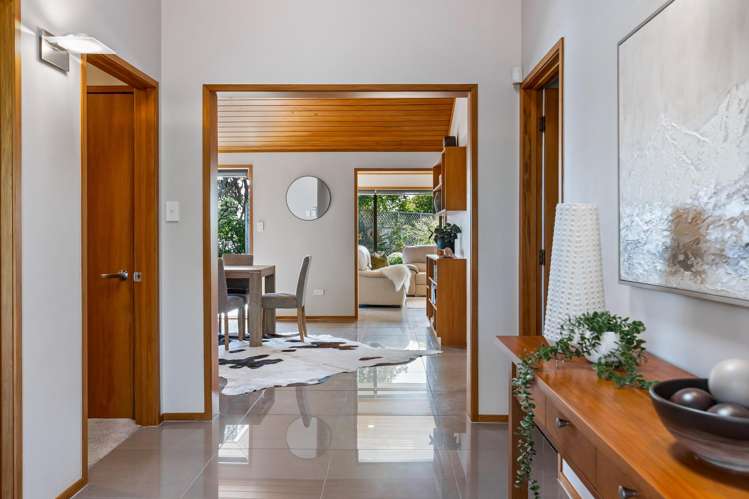 175 Oaia Road Muriwai Beach_23