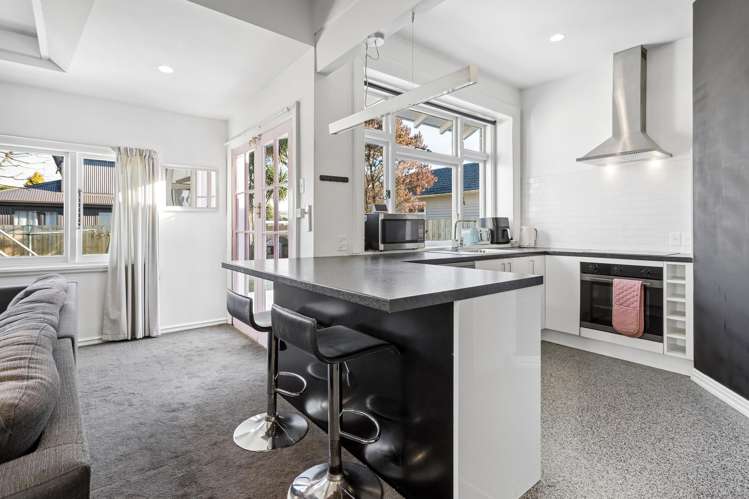 219 Hills Road Mairehau_6