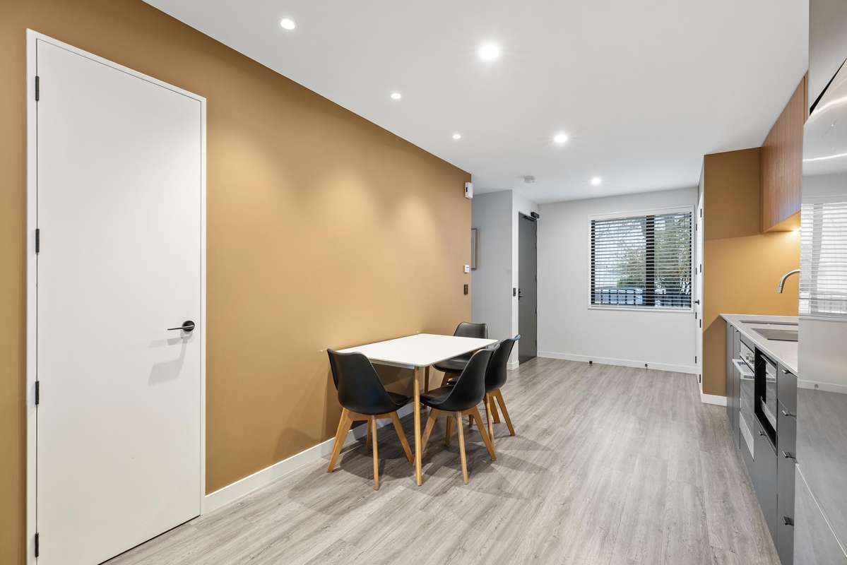 3/251 Madras Street_3