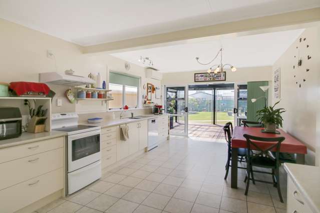 69 Seabury Avenue Foxton Beach_4