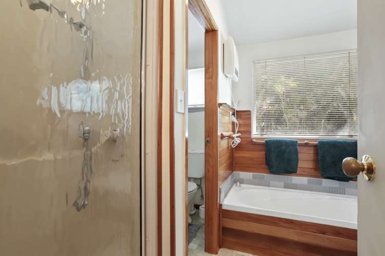 70 Bethells Road Waitakere_16