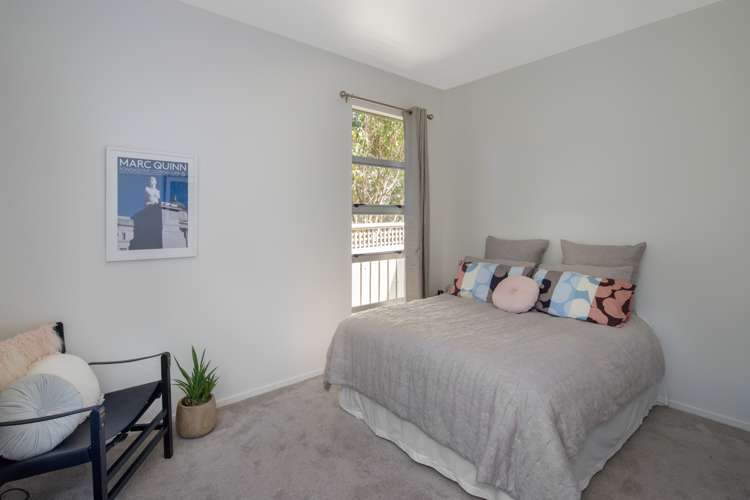 9 Rhine Street Island Bay_14