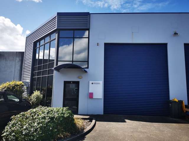 222 sqm Functional Office/Warehouse