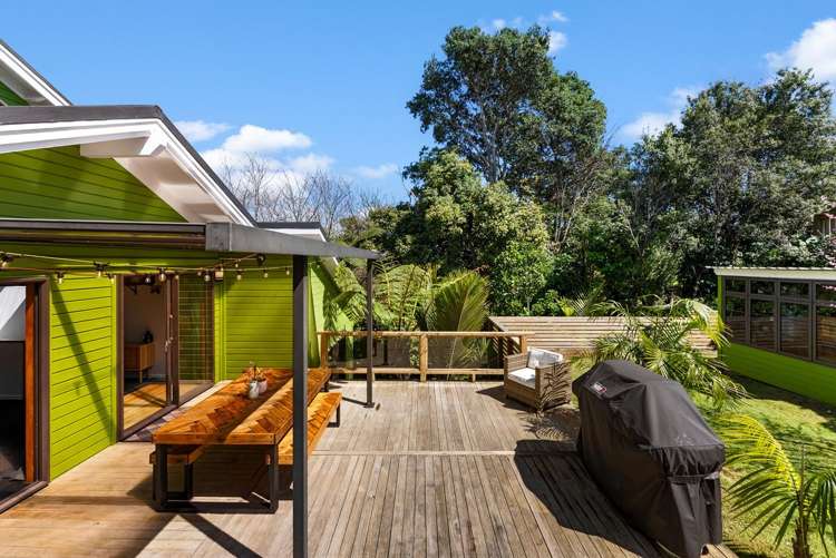 18b Mayfair Place Westown_1