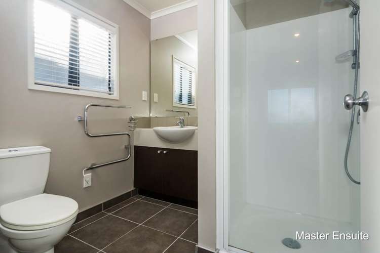 120 Fernhill Way Oteha_7