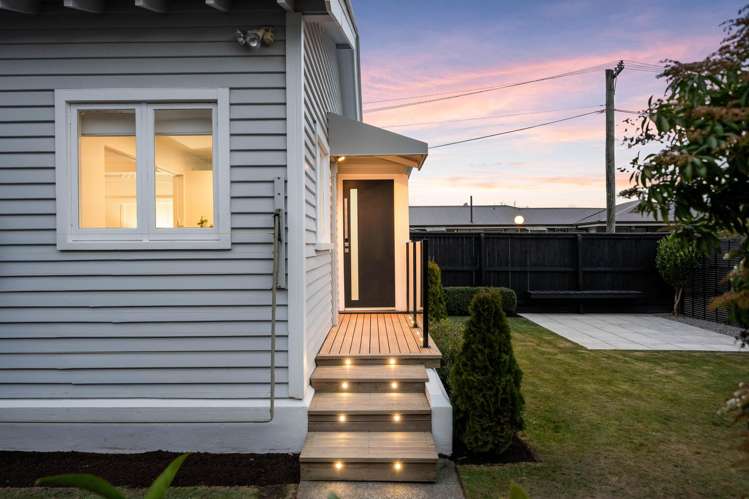 34 Poulton Avenue Richmond_24