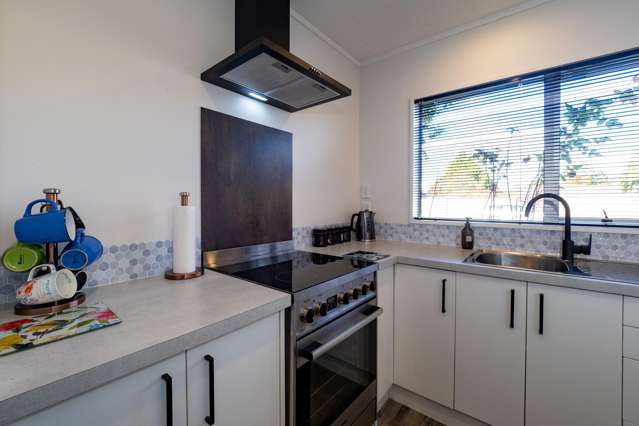 Flat 2, 76 Lane Street Allenton_3