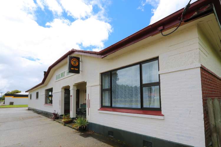 Otautau Railway Hotel King Street Otautau_4