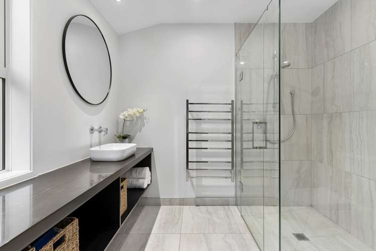 146 Eighth View Avenue Beachlands_20