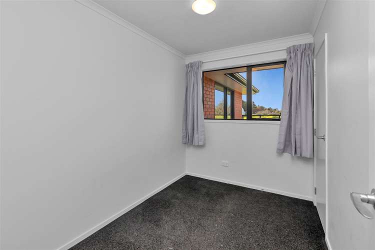 33 Ocean View Rise Ruakaka_15