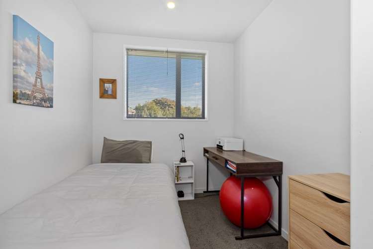 1/8 Evatt Street Bryndwr_10