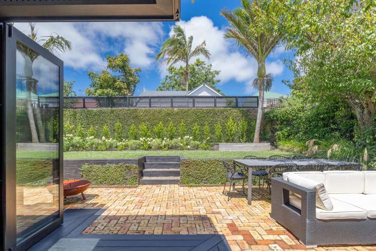 42 First Avenue Kingsland_11