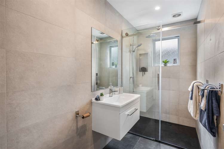 27 Caesars Place Churton Park_19