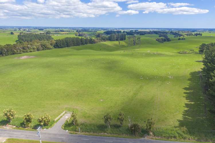 Mount Stewart Halcombe Road Sanson_1