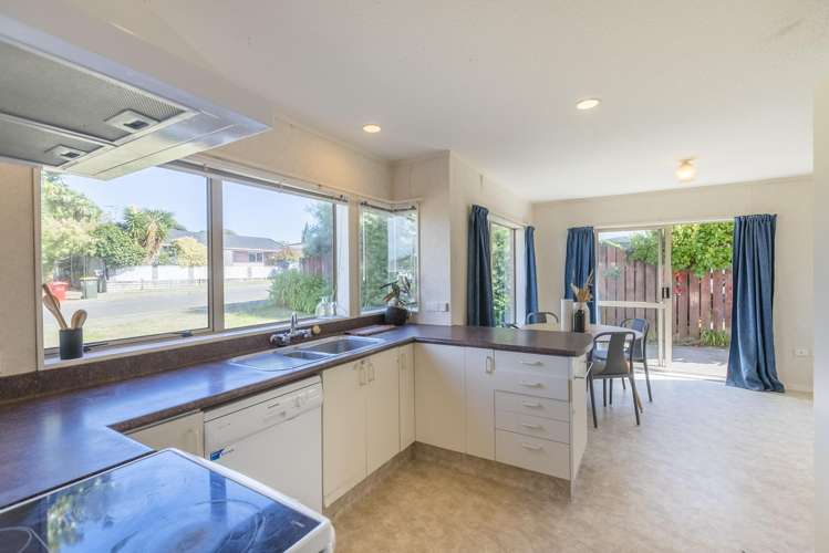 3 Beachwater Grove Paraparaumu Beach_5