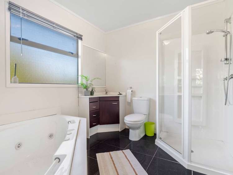 162 White Road Hunua_14