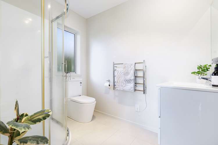 2 Orion Way Welcome Bay_11