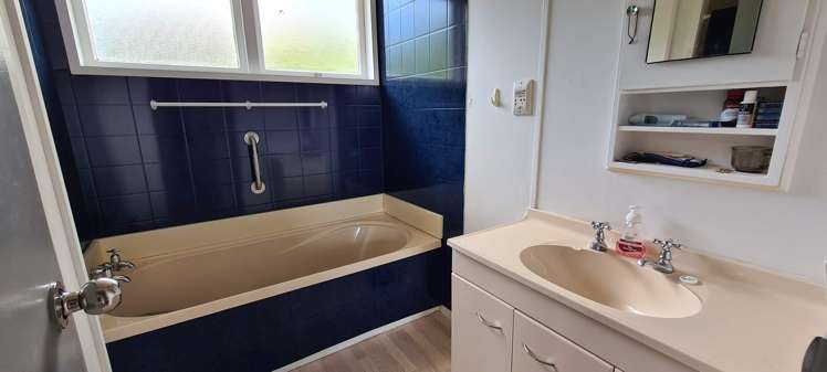 14 View Street Maungaturoto_15