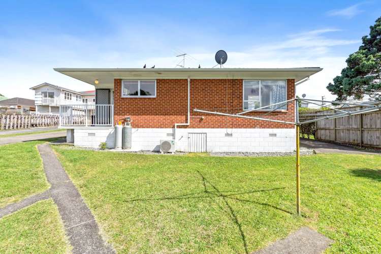 4/54 Titirangi Road New Lynn_12