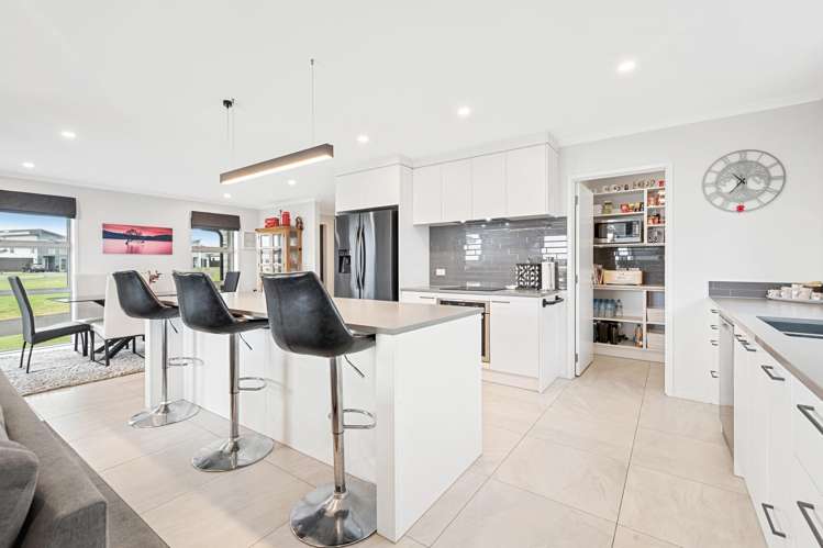 14 Poutawa Lane Clarks Beach_7