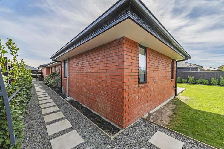 15 Cedric Place Darfield_26