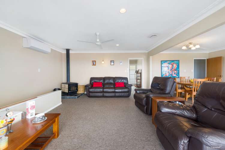 8 Gibbs Crescent Red Hill_5