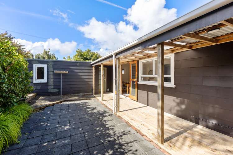 195 Ngamotu Road Spotswood_17