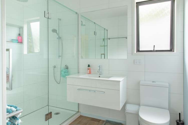 212 Utopia Road Westport_4