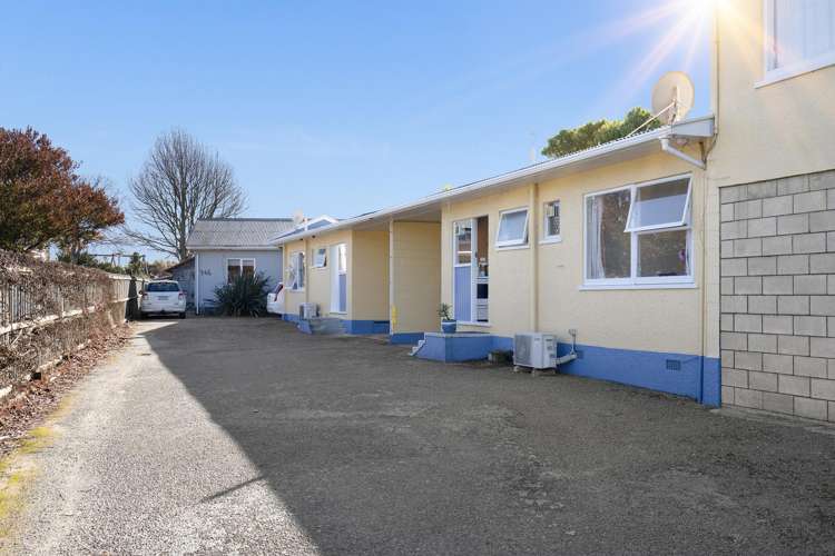 2 and 3/46 Golf Road Tahunanui_15