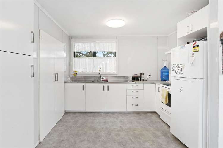 453 Clarks Beach Road Waiau Pa_16