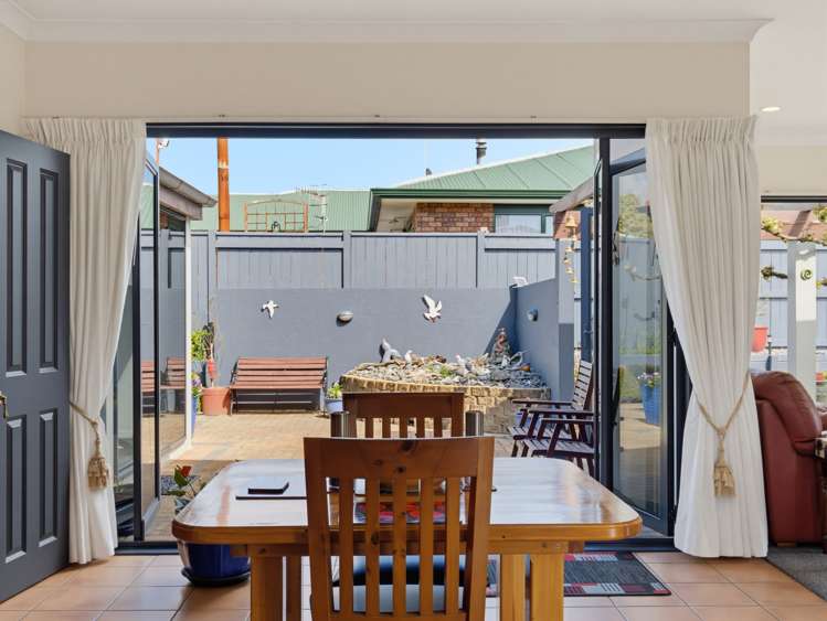 15 Edward Payton Grove Pukehangi_8