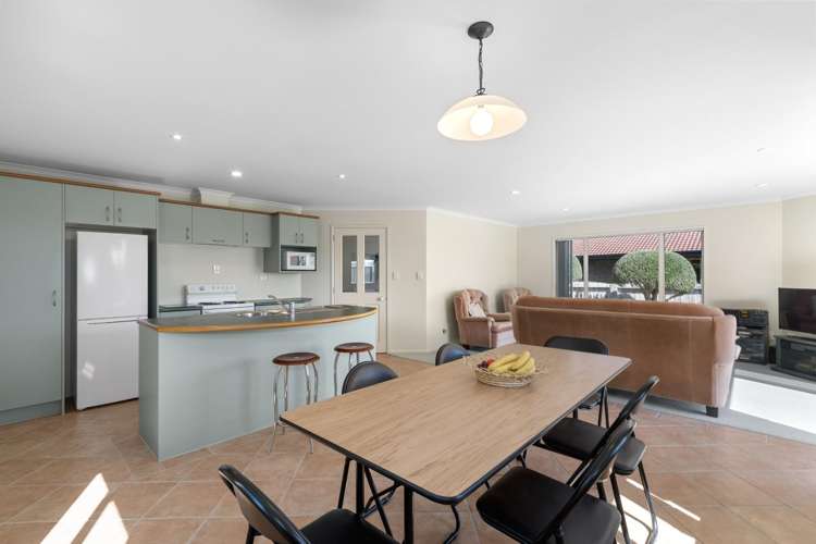 24 Kiriwai Place Matua_13