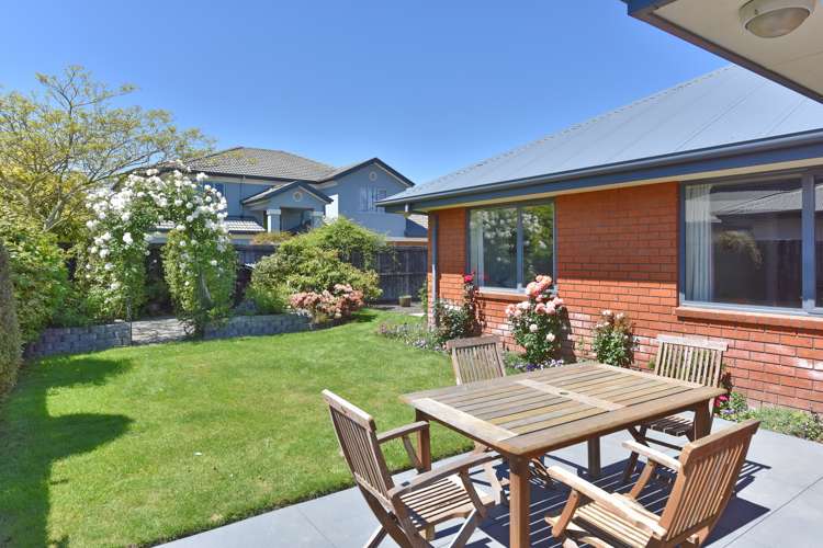 12 Croftwood Lane Harewood_16