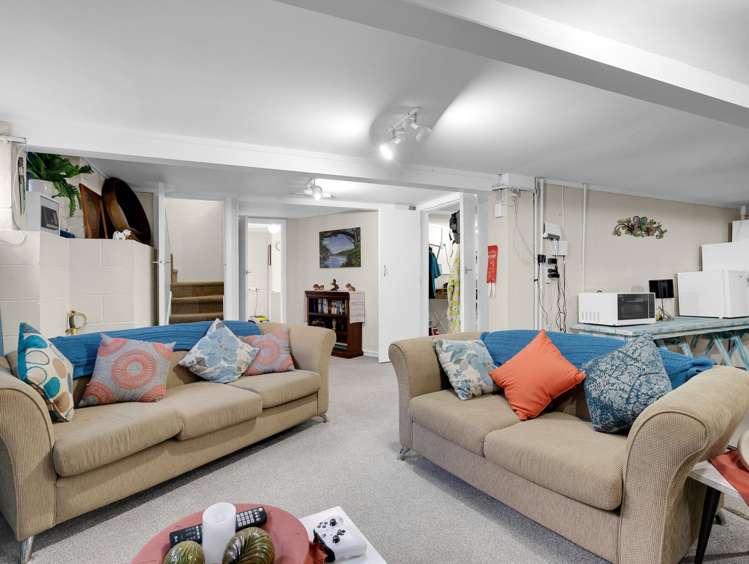 9 Matthews Crescent Melville_42