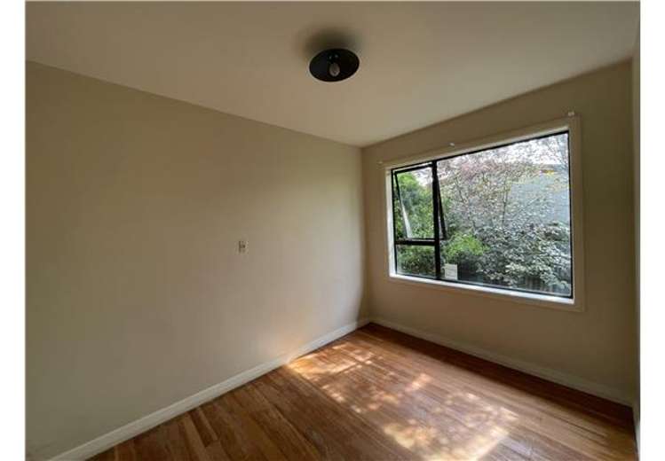 93 Hargood Street Woolston_4