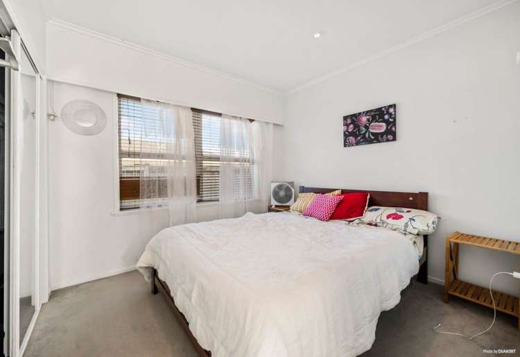 1/65 Killarney Street Takapuna_3