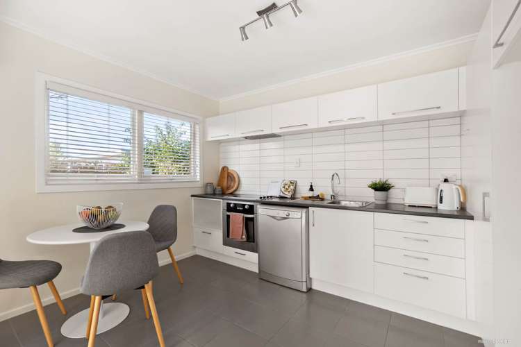 11/21 Ruarangi Road Mount Albert_10