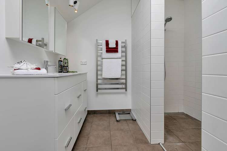 28 Valhalla Drive Beach Haven_17