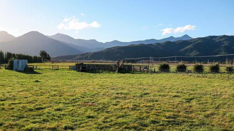 1972 State Highway 63 Wairau Valley_10