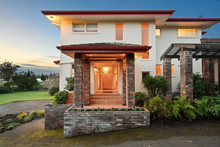 148 Lake Crescent Hamilton Lake_4