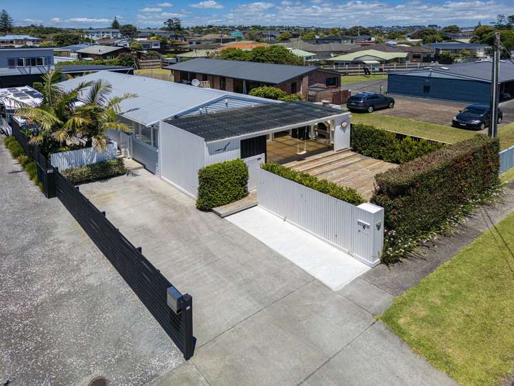 4 Ross Crescent Orewa_10