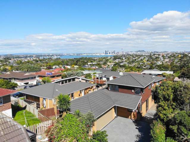 2/3 Holdaway Avenue Northcote_2