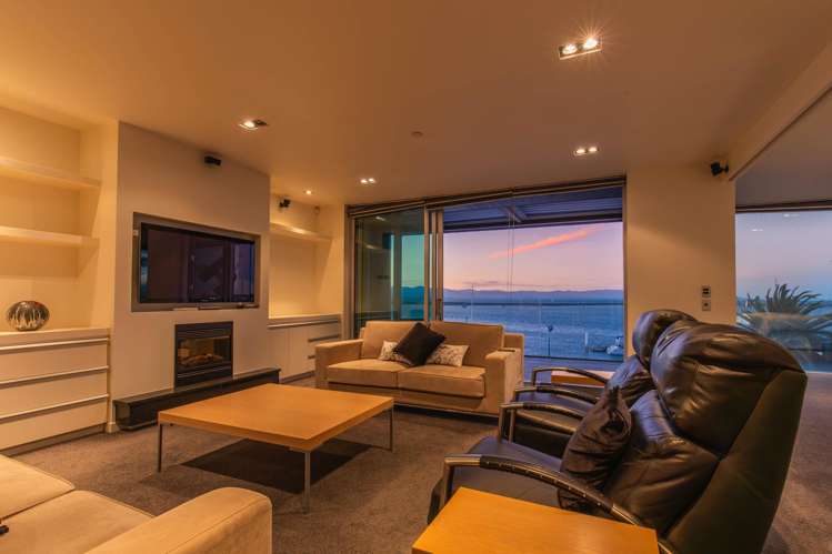 105/283 Wakefield Quay Stepneyville_3