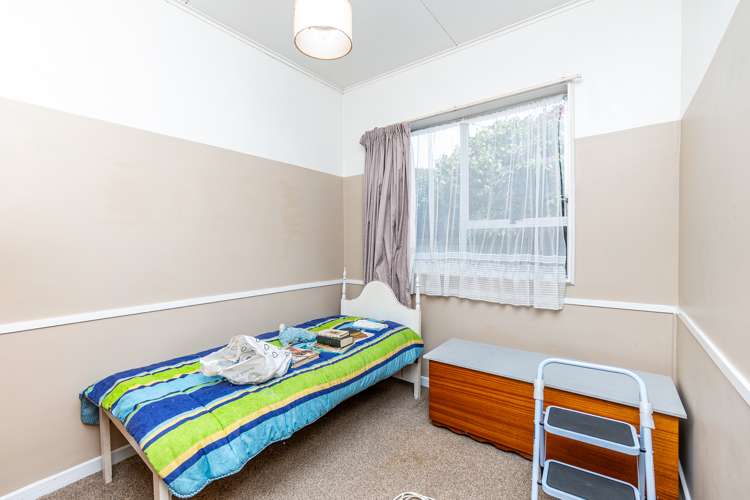 18 Raymond Street West End_6