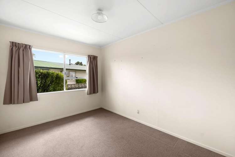  5 Brookbank Place Glenview_8