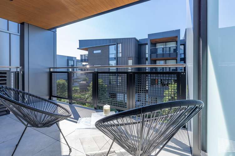 1/11 Spring Street Onehunga_13