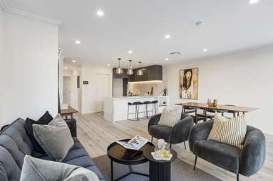 176 Hendon Avenue_2
