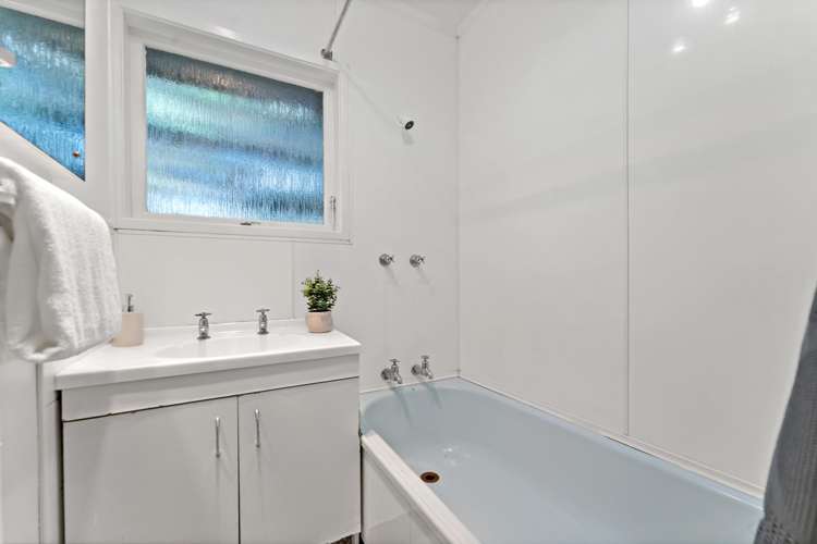 4/2 Henley Road Mount Eden_7
