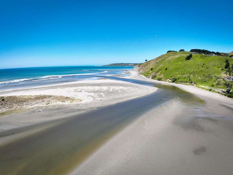 177 Mahia East Coast Road Māhia_24