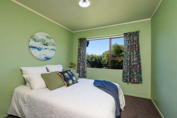 90 Tweed Road Papakowhai_15